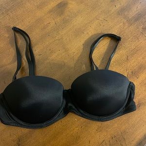 Black-Pink Wear Everywhere multi-way push-up Bra(Like New)